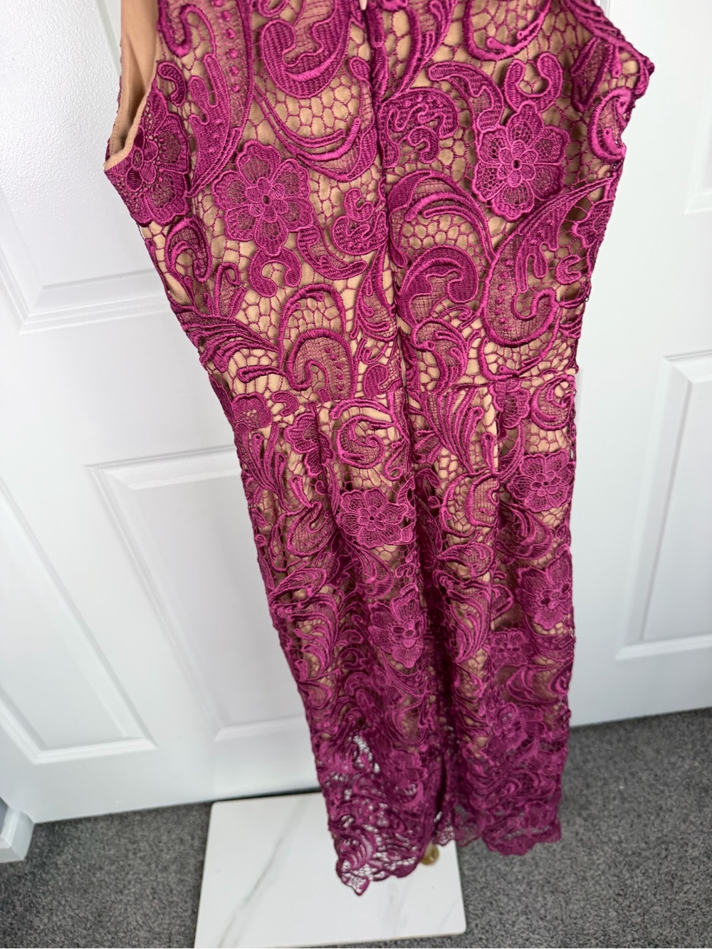 Dress the Population Lace Midi Cocktail Dress XS Plum Floral NWOT Wedding Guest - Picture 9 of 11